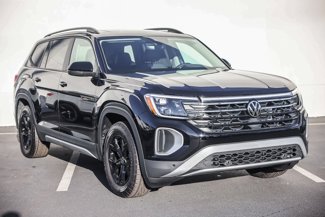 New 2026 Volkswagen Atlas Peak Edition image 1