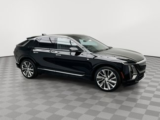 Used 2024 Cadillac Lyriq Luxury w/ LPO, Floor Liner Package image 1