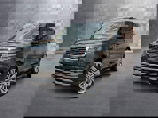 New 2025 Land Rover Range Rover Long Wheelbase SE image 1