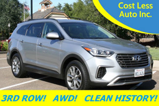 Used 2017 Hyundai Santa Fe SE image 1