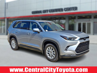 Used 2025 Toyota Grand Highlander FWD image 1