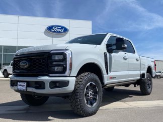 New 2025 Ford F350 4x4 Crew Cab Super Duty image 1
