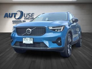 Used 2023 Volvo XC40 B5 Plus w/ Driver Assist Package image 1