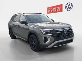 New 2025 Volkswagen Atlas Peak Edition SE image 1