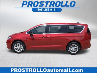 New 2025 Chrysler Pacifica Select image 1