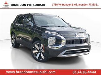 New 2025 Mitsubishi Outlander SE image 1