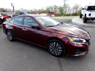 Used 2024 Nissan Altima 2.5 SV image 1