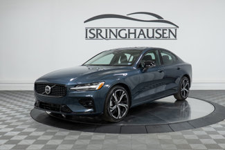 Used 2025 Volvo S60 B5 Plus image 1