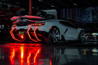 Used 2024 Lamborghini Revuelto image 1