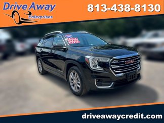 Used 2023 GMC Terrain SLT image 1