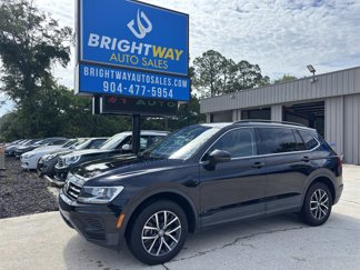 Used 2019 Volkswagen Tiguan SE w/ Panoramic Sunroof Package image 1