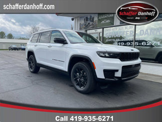 New 2025 Jeep Grand Cherokee L Laredo image 1