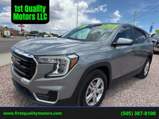 Used 2024 GMC Terrain SLE image 1