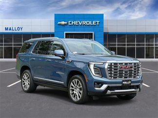 Used 2025 GMC Yukon Denali w/ Sun & Power Step Package image 1