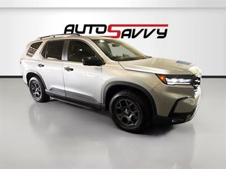 Used 2025 Honda Pilot TrailSport image 1