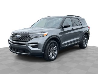 Used 2022 Ford Explorer XLT w/ Equipment Group 202A image 1
