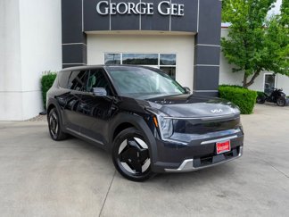 New 2026 Kia EV9 Light image 1