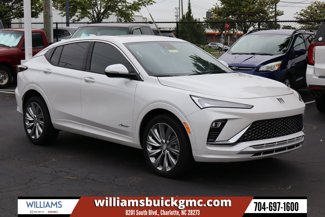 New 2025 Buick Envista Avenir image 1