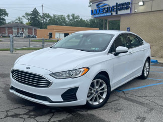 Used 2019 Ford Fusion SE image 1