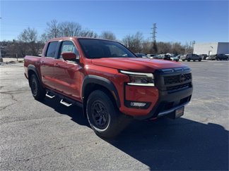 New 2025 Nissan Frontier PRO-4X w/ Pro Convenience Package image 1