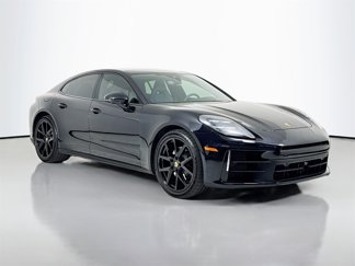 Used 2025 Porsche Panamera image 1