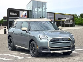 New 2025 MINI Cooper Countryman S E image 1