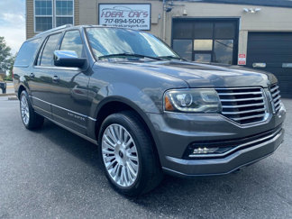 Used 2016 Lincoln Navigator L Reserve image 1