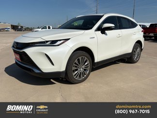 Used 2021 Toyota Venza LE image 1