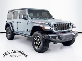 Used 2025 Jeep Wrangler Unlimited Rubicon image 1