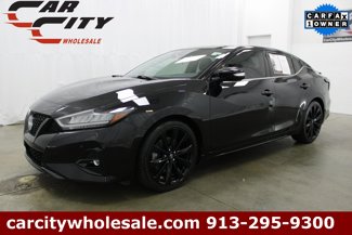 Used 2023 Nissan Maxima SR w/ Sport Mat Group image 1