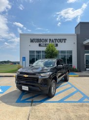 Used 2025 Chevrolet Colorado LT image 1