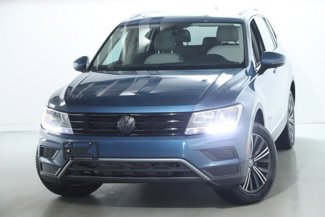 Used 2018 Volkswagen Tiguan SEL image 1