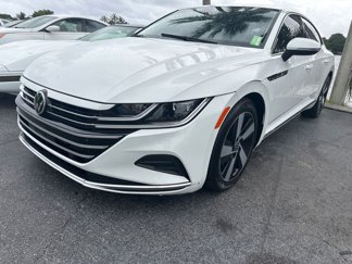 Used 2021 Volkswagen Arteon SE image 1