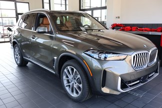 New 2026 BMW X5 xDrive40i w/ Parking Assistance Package image 1