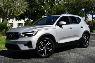 Used 2025 Volvo XC40 B5 Core video 2