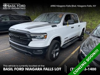 Used 2023 RAM 1500 4x4 Crew Cab image 1
