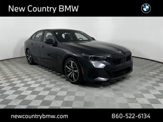 New 2026 BMW 550e xDrive image 1