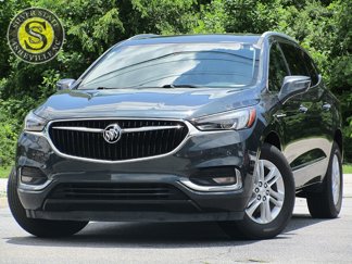 Used 2018 Buick Enclave Essence image 1