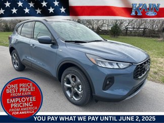 New 2025 Ford Escape ST-Line Select image 1