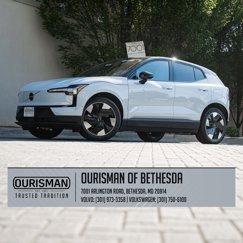 New 2025 Volvo EX30 Ultra w/ Climate Package image 1