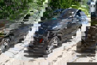 Used 2024 Cadillac XT4 Premium Luxury image 1