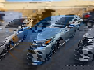 Used 2020 Toyota Camry SE image 1