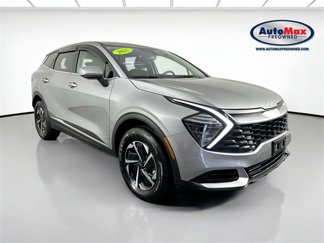 Used 2025 Kia Sportage LX image 1