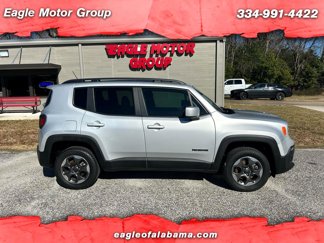 Used 2017 Jeep Renegade Latitude image 1