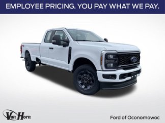 New 2025 Ford F350 4x4 SuperCab Super Duty image 1