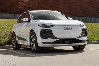 New 2025 Audi Q6 e-tron Premium Plus image 1