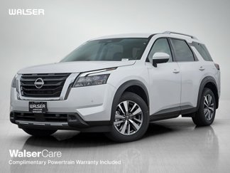 New 2025 Nissan Pathfinder SL image 1