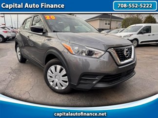 Used 2020 Nissan Kicks S image 1