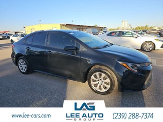 Used 2022 Toyota Corolla LE image 1
