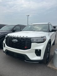 New 2025 Ford Explorer ST image 1